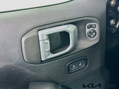 2021 Jeep Wrangler Unlimited Sahara Altitude