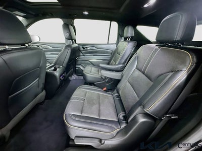 2025 Chevrolet Traverse AWD High Country