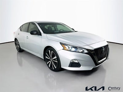 2022 Nissan Altima 2.5 SR