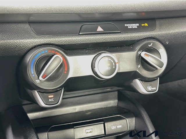 2022 Kia Rio LX