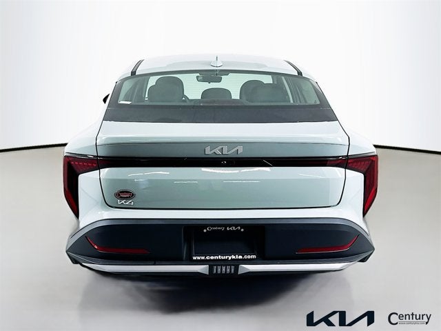 2026 Kia K4 LXS