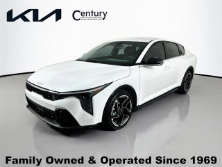 2025 Kia K4 GT-Line