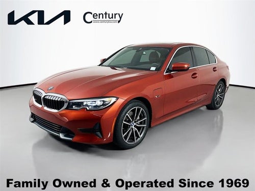 2022 BMW 3 Series 330e