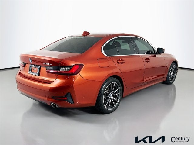 2022 BMW 3 Series 330e
