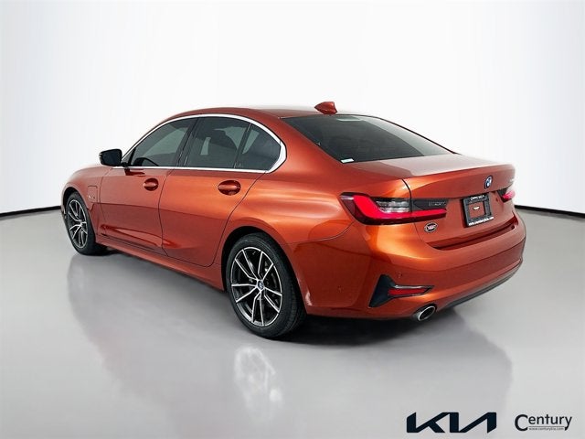 2022 BMW 3 Series 330e