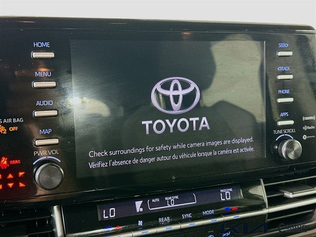 2023 Toyota Sienna LE