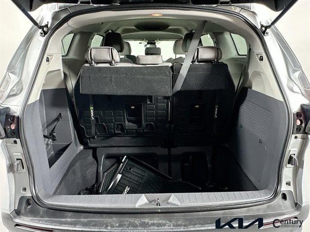 2023 Toyota Sienna LE
