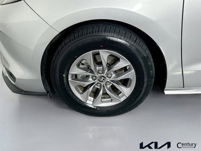 2023 Toyota Sienna LE