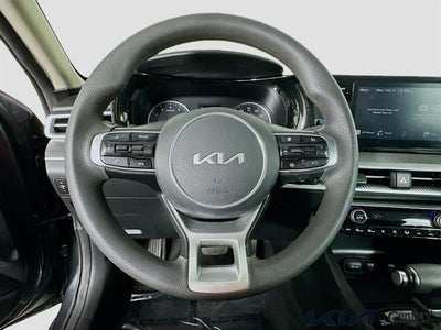 2022 Kia K5 LXS