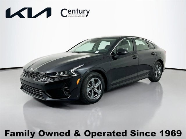 2022 Kia K5 LX