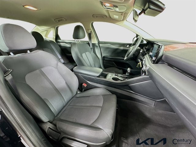 2022 Kia K5 LX