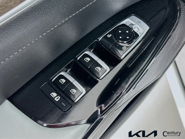 2022 Kia K5 EX
