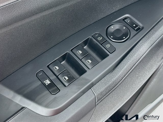 2027 Kia Sportage Hybrid LX