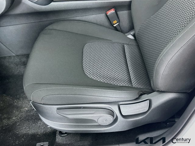 2027 Kia Sportage Hybrid LX