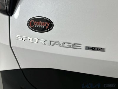 2027 Kia Sportage Hybrid LX
