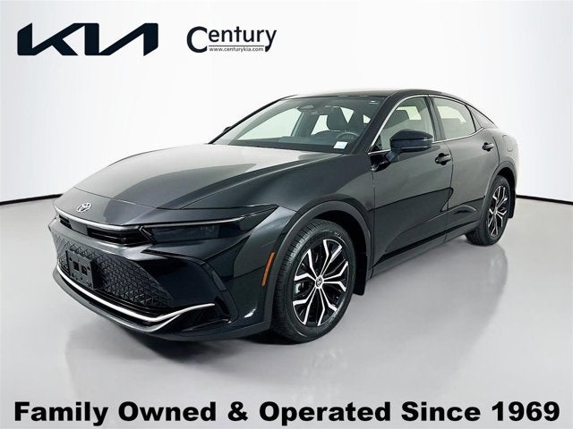 2023 Toyota Crown XLE