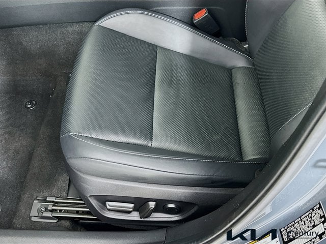 2023 Toyota Prius Limited