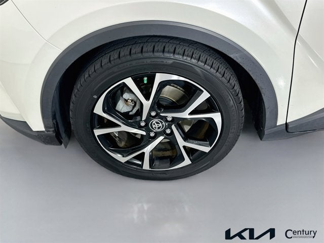 2020 Toyota C-HR XLE