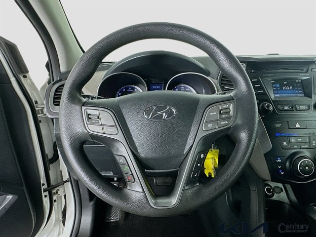 2016 Hyundai Santa Fe SE