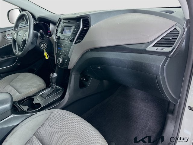 2016 Hyundai Santa Fe SE