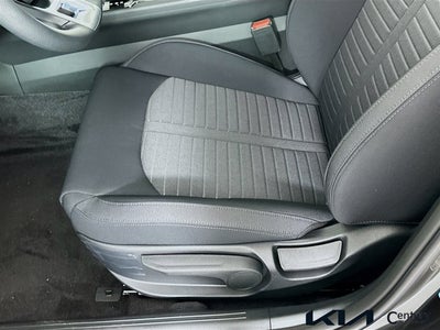 2026 Kia K5 LXS