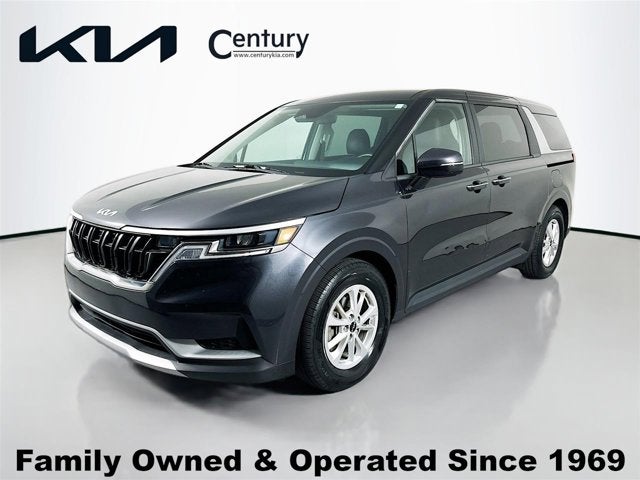 2023 Kia Sedona LX Seat Pkg's photo