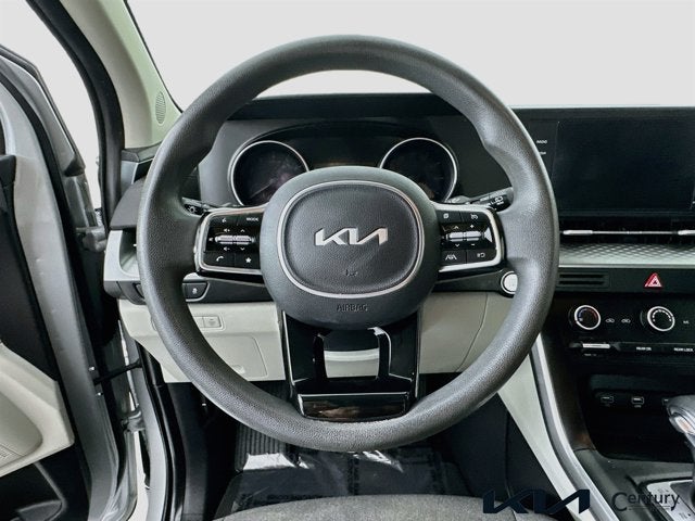 2022 Kia Carnival LX