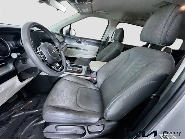 2022 Kia Carnival LX