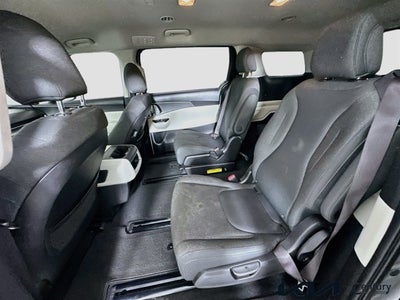 2022 Kia Carnival LX