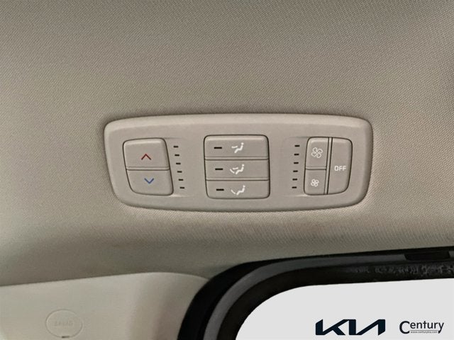 2022 Kia Carnival LX