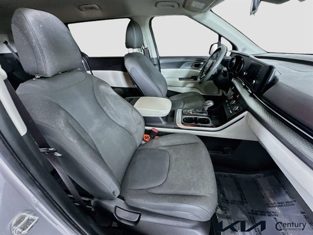 2022 Kia Carnival LX