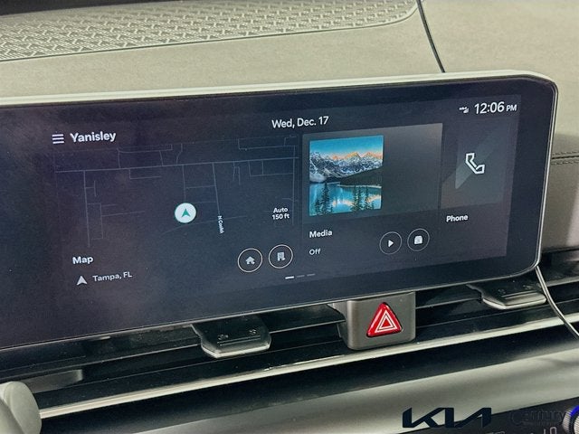 2025 Kia Carnival LXS