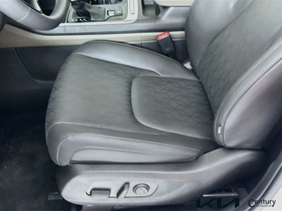 2027 Kia Carnival LXS
