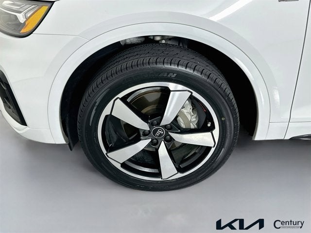 2023 Audi Q5 S line Premium Plus